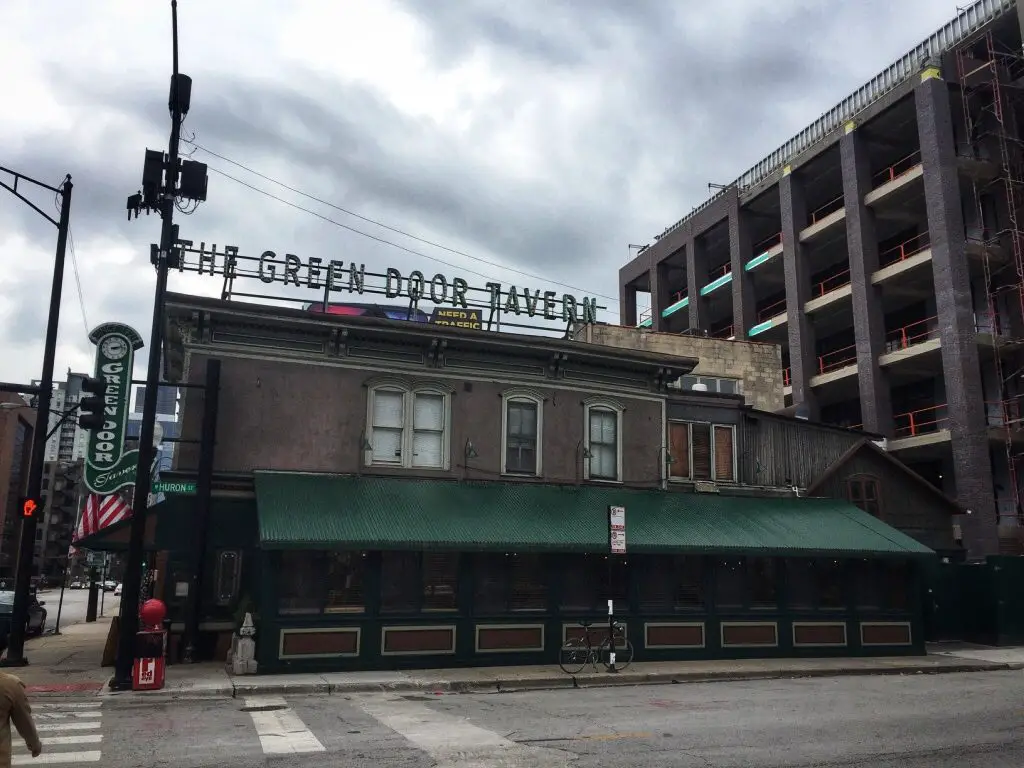 The Green Door Tavern in Chicago