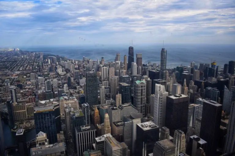 Willis Tower vs John Hancock Centre- (360 Chicago vs Skydeck) which one should I visit?