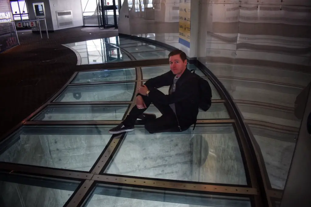 The glass floor of the CN tower was a must for Dave during our 3 days in Toronto