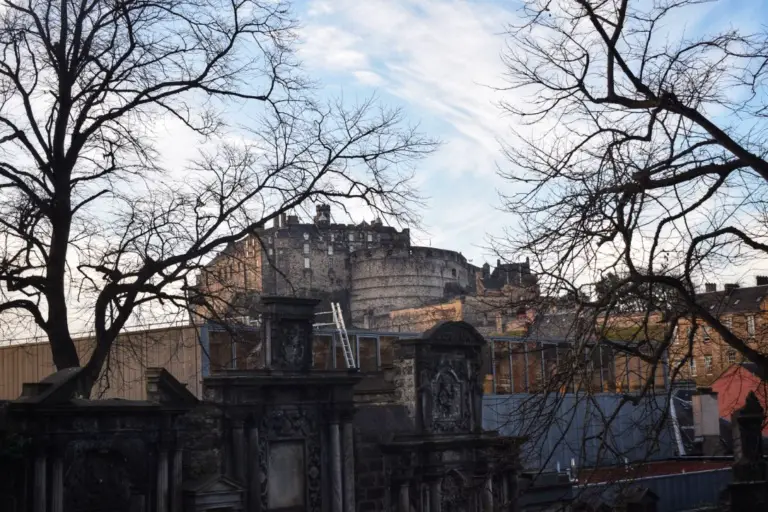 Best spots to take photographs in Edinburgh