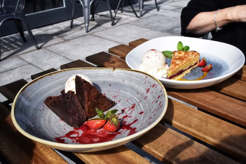 Dessert at Rosses Point