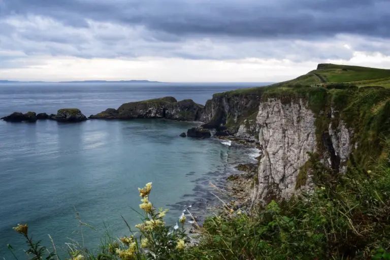 A 2 day Northern Ireland road trip itinerary – how to make the most of a short trip along the coastal road