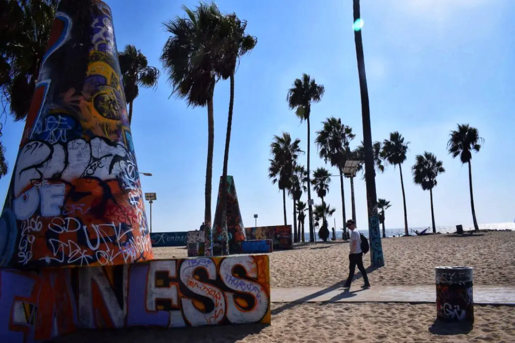 tourist attractions in venice beach california