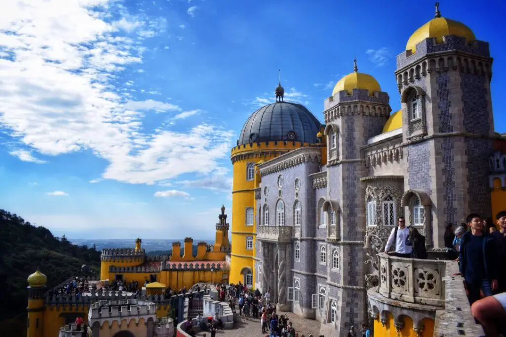 4 day tours of lisbon