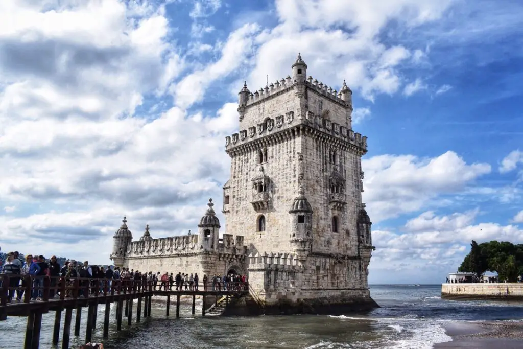 4 day tours of lisbon