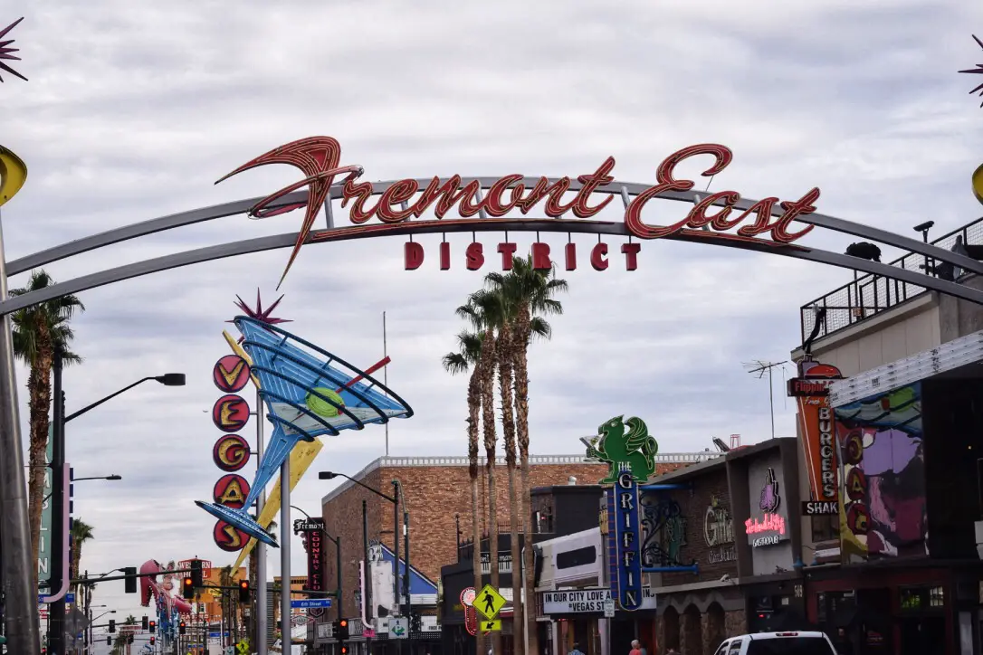 Fremont Street Experience: 11 Unique Things to do Under the Canopy