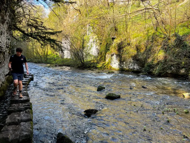 Navigating the Chee Dale Stepping Stones Trail: Everything you need to know to visit