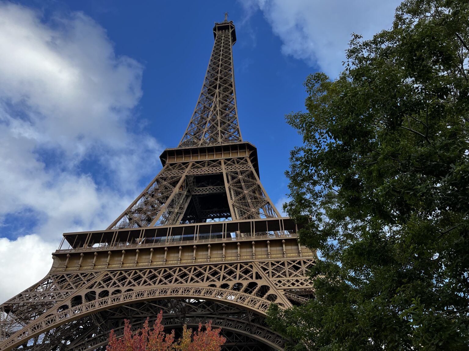 Is Paris Worth visiting, Is Paris expensive, and everything else you